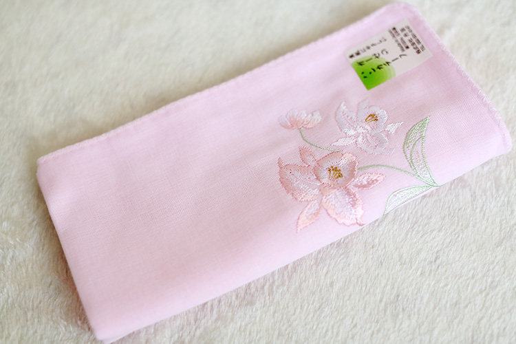2件包邮~日本制 女士刺绣棉纱手帕手绢 纯棉双层锁边 刺绣卡特兰
