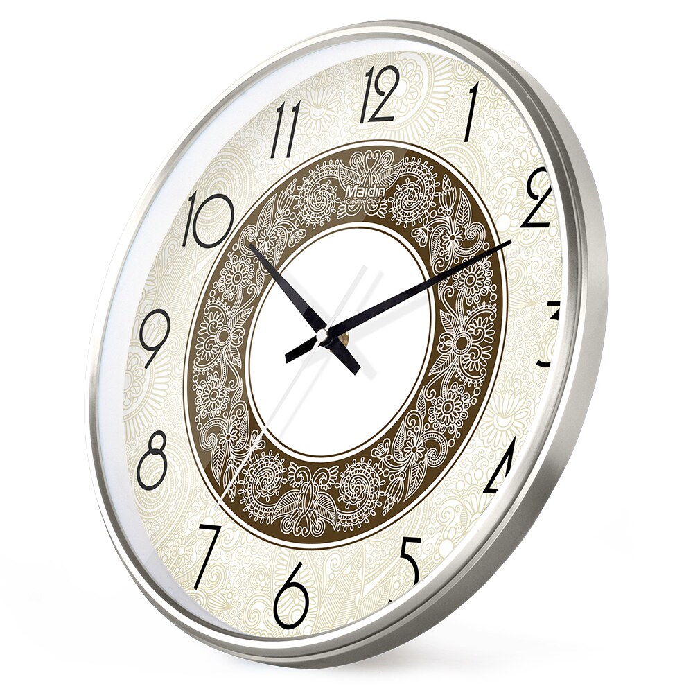 万年历钟表电池卧室静音挂表石英钟圆形挂钟时钟麦丁扫秒机芯客厅