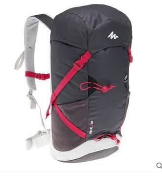 quechua迪卡侬 户外旅行登山包男女 透气背负 徒步背包20l