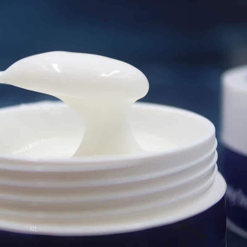 美白嫩肤抗皱圣品鲜驴奶面霜50g包邮