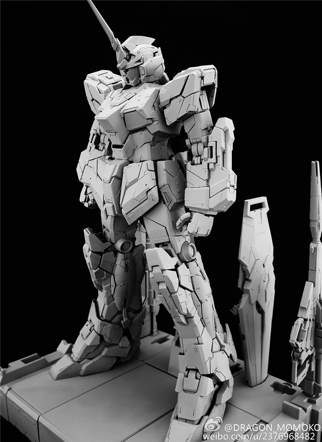 龙桃子pg 1:60 unicorn gundam rx-0 独角兽高达/毁灭模式 加细节