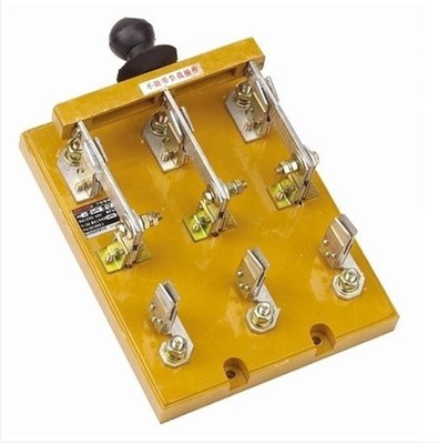 上海德力西双向刀开关600a hs11-600/38双投带盖防误型刀开关