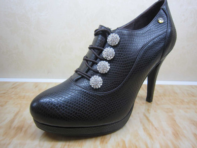 特价 法国袋鼠专柜正品11新款休闲女鞋真皮时尚单鞋c3337高跟皮鞋