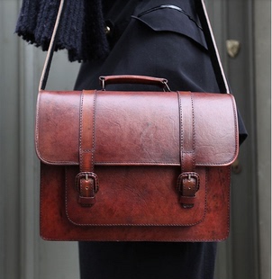 斜挎 英国正品代购 beara手工牛皮复古斜挎邮差包怀旧学院风 beara