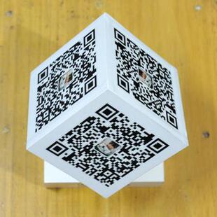 立体二维码桌面广告摆件二维码魔方餐厅吧台摆件广告宣传吸引扫描