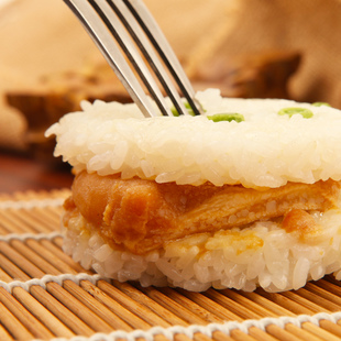 早餐夜宵鸡肉青豆米汉堡出口日本米汉堡150克微波即食