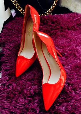 完美女神范韩版大红色婚鞋漆皮尖头细高跟鞋性感女鞋ol浅口低帮鞋