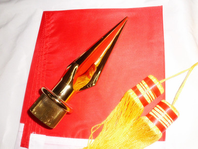 特价批发 会议厅红旗或礼堂用2号红旗 枪头带大穗一套