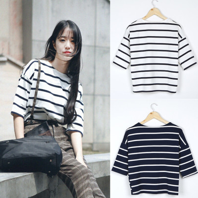 女士黑白条纹衣服