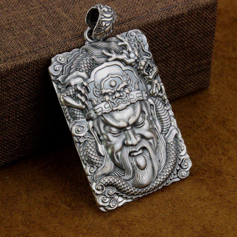 纯银关公吊坠男足银纯银s990吊牌武财神镂空关羽霸气时尚送男友