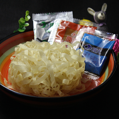 顶大凉皮 麻酱拌102g 方便面皮酸辣粉丝米线 非油炸 不上火不发胖