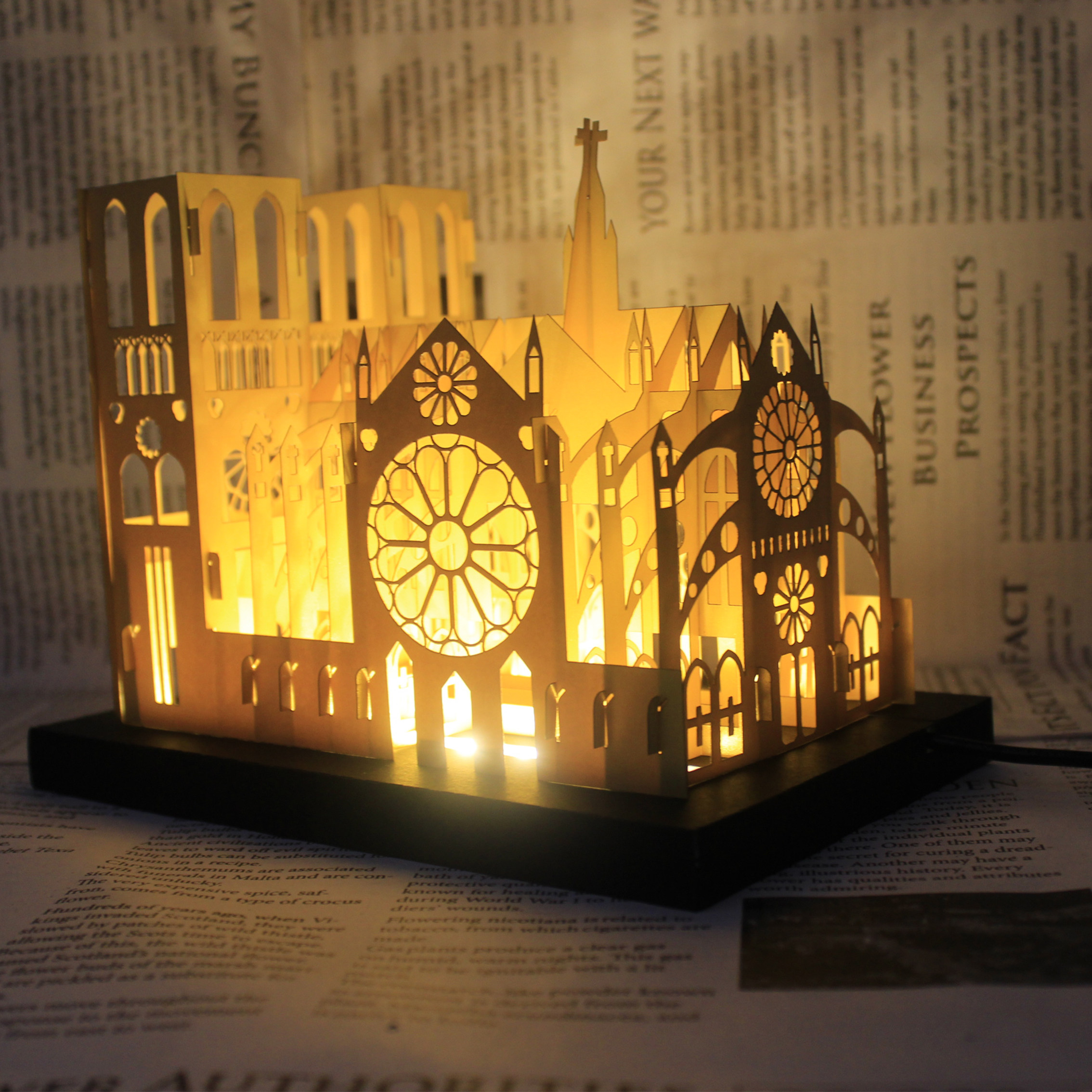 纸雕 巴黎圣母院 纸雕灯 24cm 珠光 印刷版 需自己雕刻