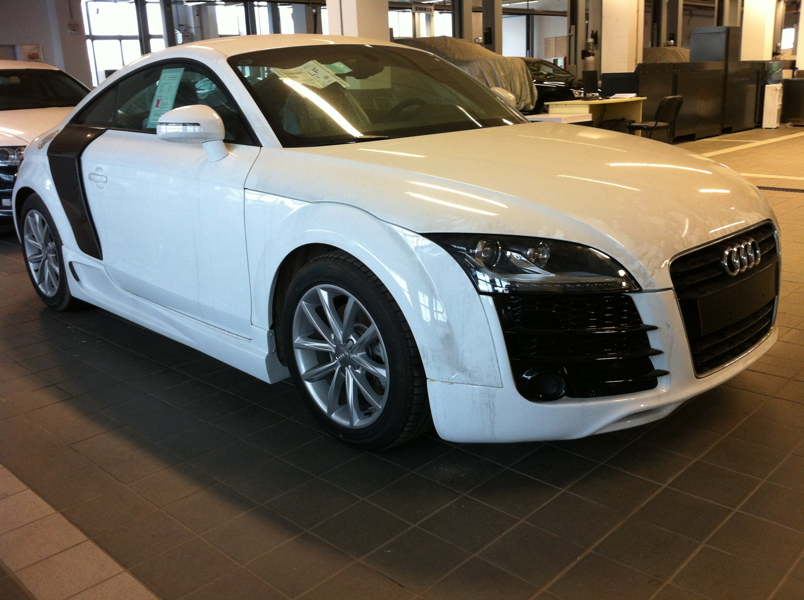 2011款 奥迪tt改r8包围 tt前杠后杠侧裙大包围 奥迪tt改装包围