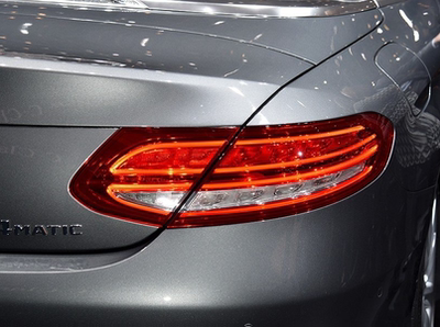 奔驰新款c级 轿跑版 尾灯 后灯罩 尾灯总成 后大灯 c200 c300 灯