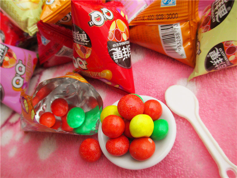 吉祥果小qq奇趣巧克力豆一小包彩虹色夹心巧克力幼儿园礼物39元包