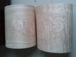 水花曲柳带无纺布天然木皮音箱木门家具木皮贴皮