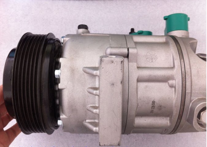 现代伊兰特悦动朗动领动现代瑞纳悦纳名图雅绅特空调压缩机空调泵