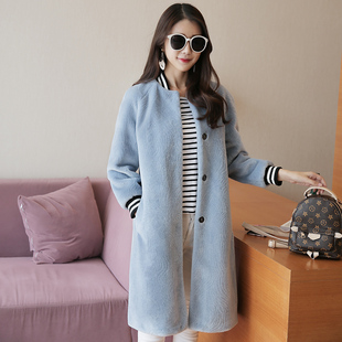 9包邮 女装 > 羊剪绒皮草羊羔毛皮毛一体大衣 折扣价:  ￥1,180.