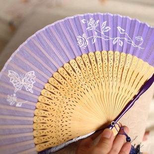 和服女扇 日本和风扇子 江户日式折扇 素雅 玫瑰雕刻 蝶恋花 紫白