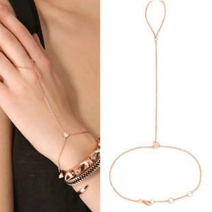 戒指 欧美外贸时尚简约精致 爱心戒指一体手饰品 桃心连指手链 女s37