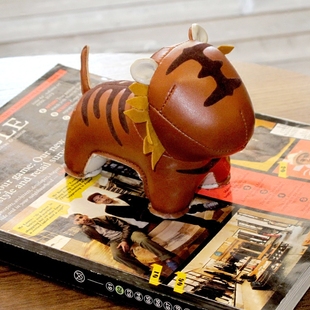 台湾zuny 迷你老虎mateo桌面纸镇 tan 创意皮质摆件 台湾制造现货