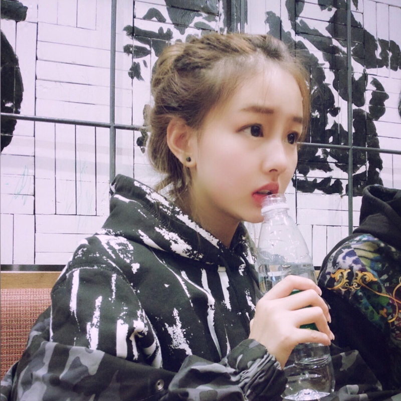 快手红人晶哥哥王逗逗炫迈雷一萌关晓彤同款加绒卫衣服开衫外套女