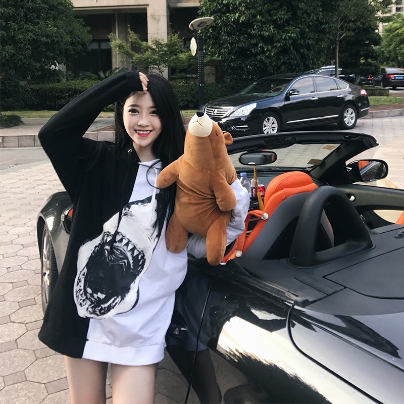 韩笑mia 秋新款个性鲨鱼印花连帽卫衣女宽松外套上衣黑白撞色拼接