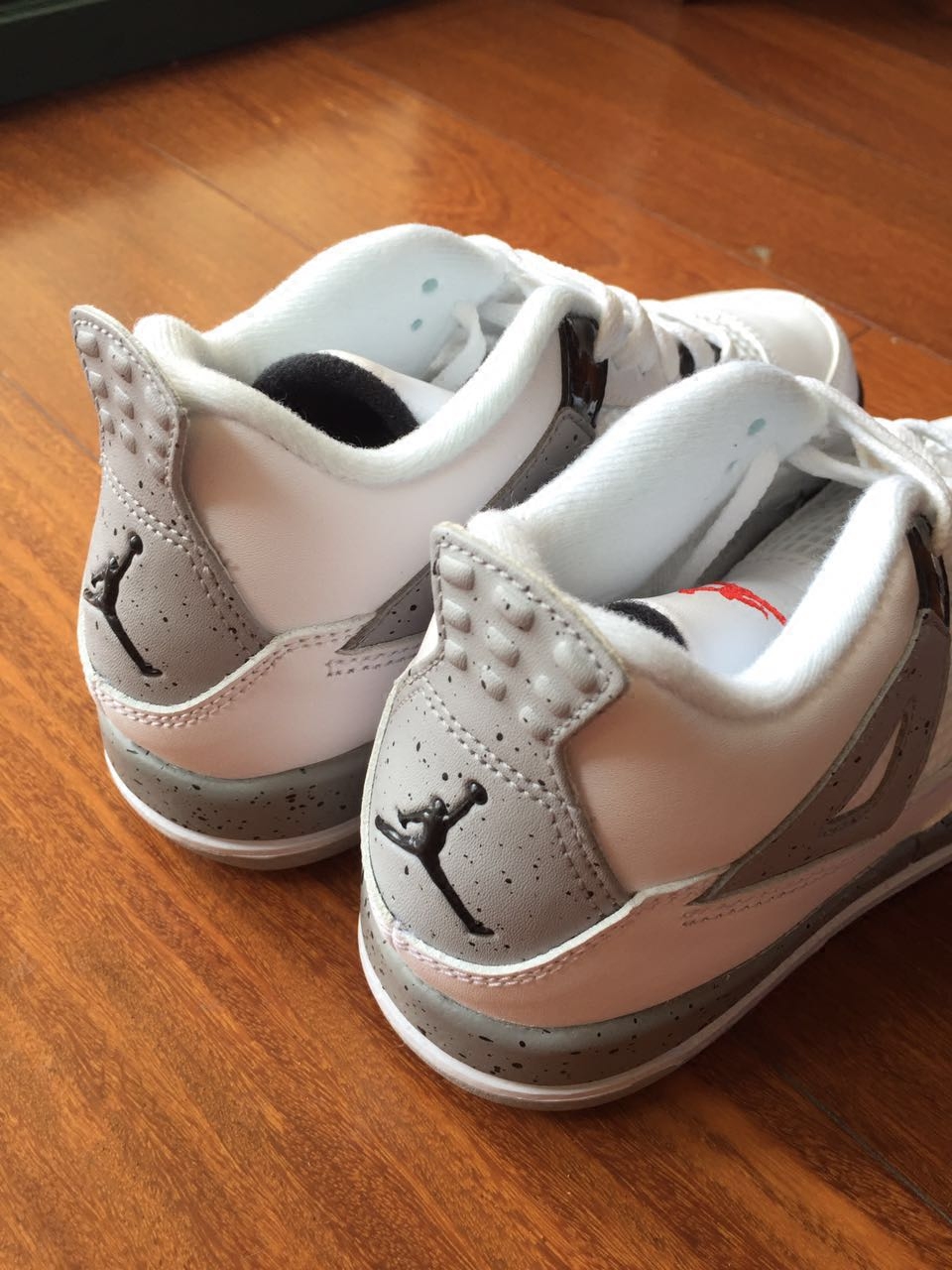 美国代购乔丹 aj4奥利奥 白水泥 篮球鞋 童鞋 女鞋 35码